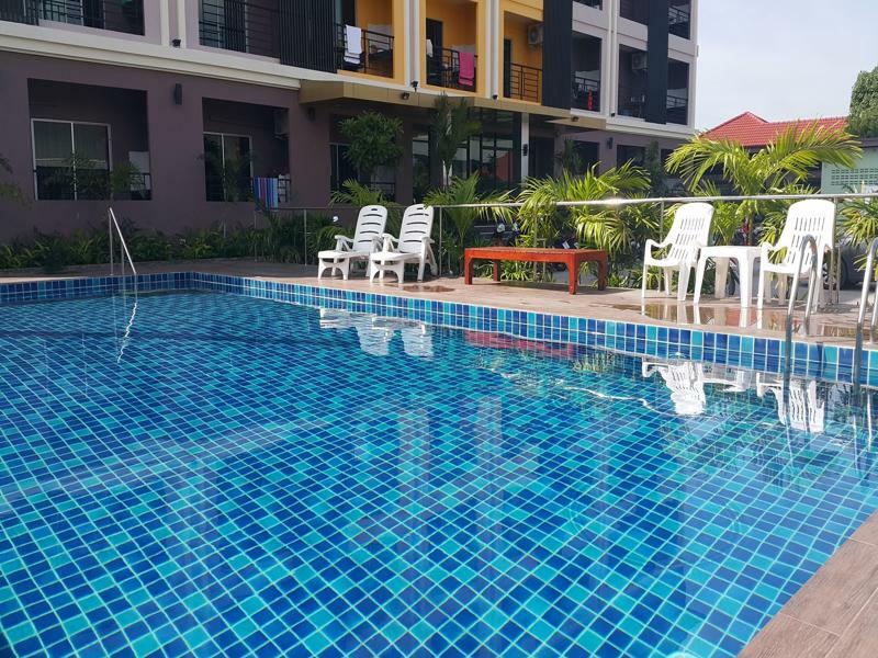B Space Residence Nong Prue Exteriör bild
