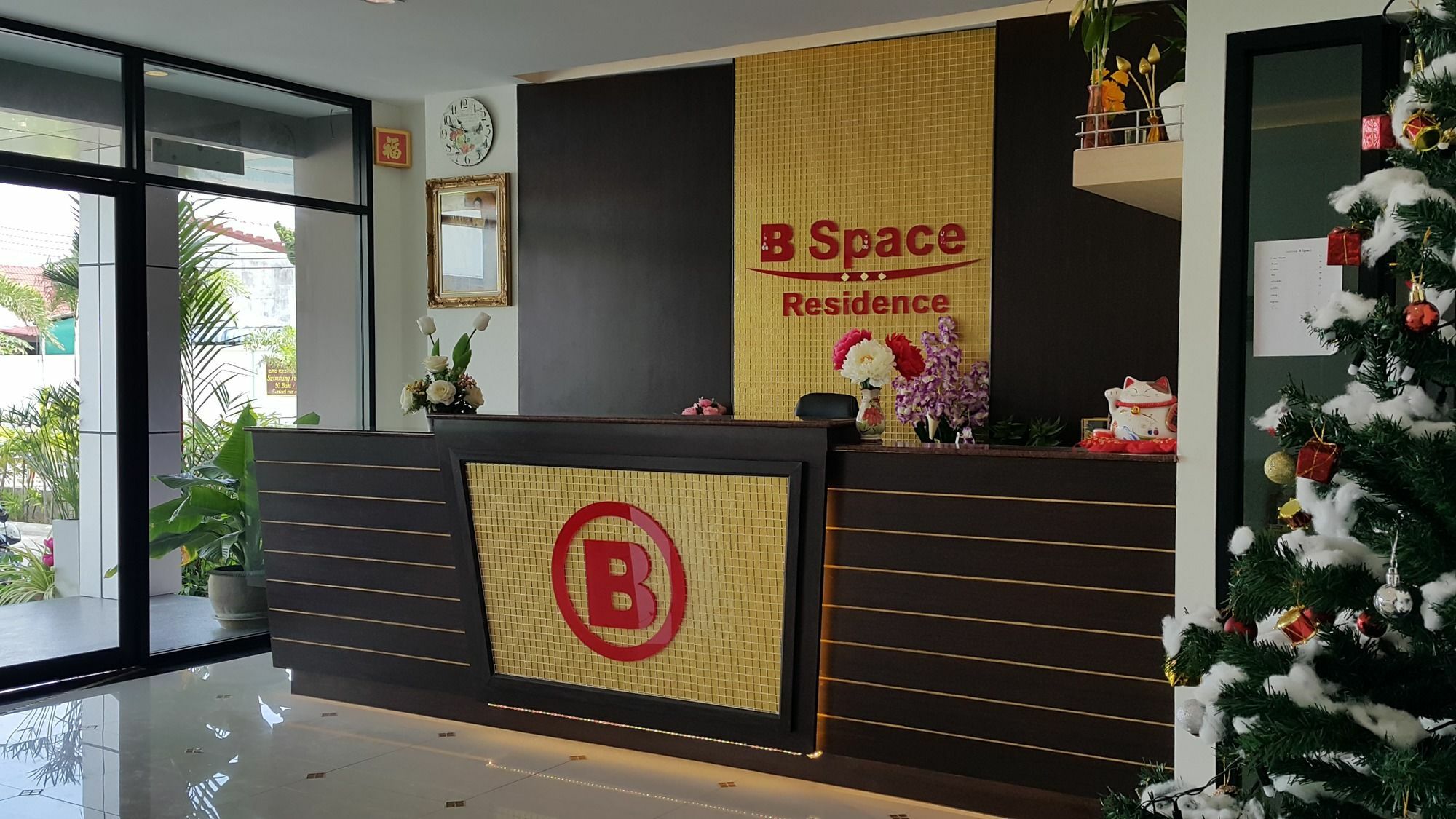 B Space Residence Nong Prue Exteriör bild