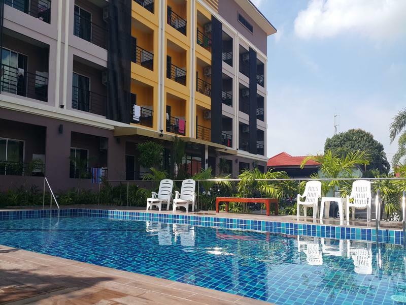 B Space Residence Nong Prue Exteriör bild